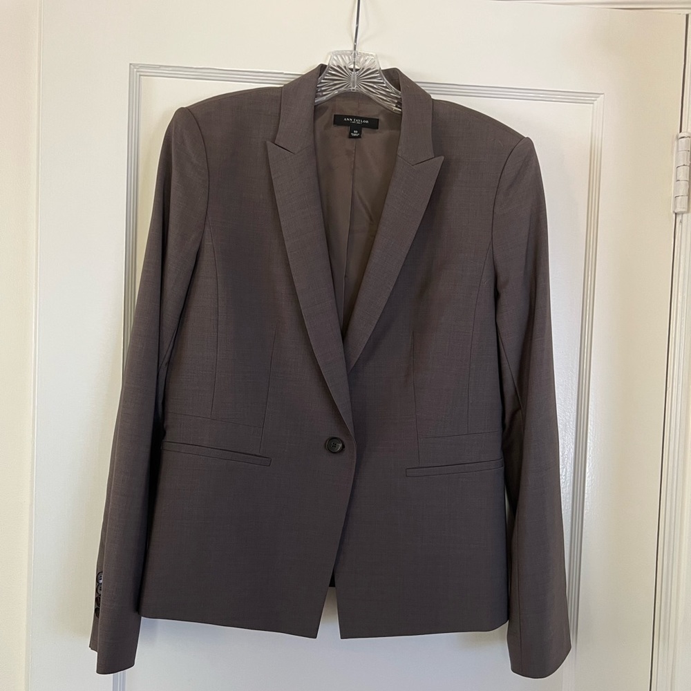 Ann Taylor Suit jacket, taupe, size 10 - Picture 2 of 5
